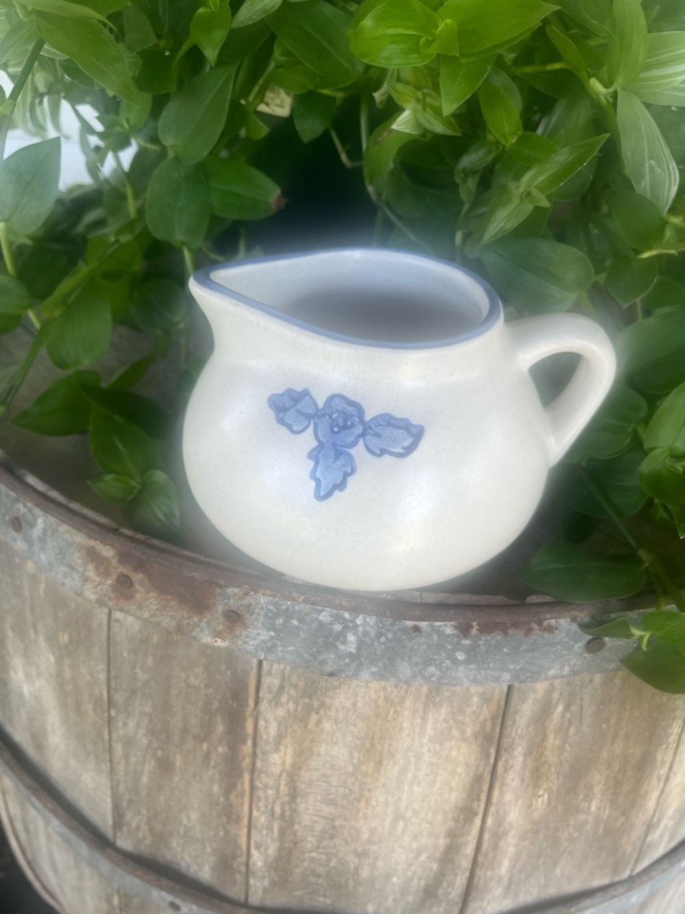 Vintage PFALTZGRAFF YORKTOWNE CREAMER GRAVY BOAT dinnerware kitchen